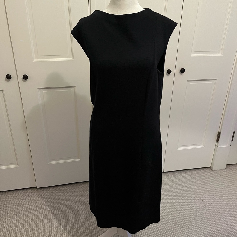 St John Collection Black Dress - Cap Sleeve